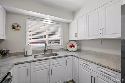 930 Blackberry Place, Saint Louis, MO 63130 - Photo 19