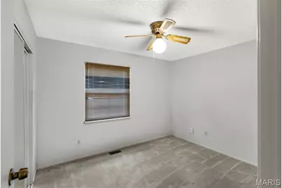 2414 Hiddencrest Lane #115, Ballwin, MO 63021 - Photo 15