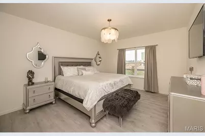 111 Columbia Meadows, O'Fallon, MO 63366 - Photo 5