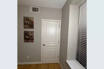 609 Clara Avenue Avenue #5, Saint Louis, MO 63112 - Photo 11