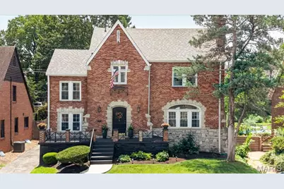 7344 Chamberlain Avenue, University City, MO 63130 - Photo 1