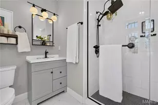 7344 Chamberlain Ave, University City, MO 63130 - Photo 19