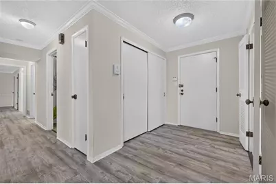 10367 Oxford Hill Drive #18, Saint Louis, MO 63146 - Photo 3