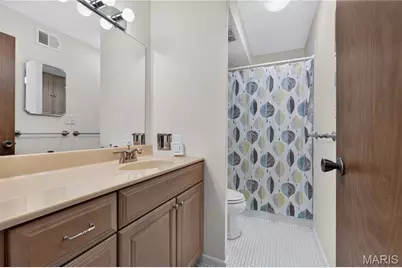 10367 Oxford Hill Drive #18, Saint Louis, MO 63146 - Photo 11