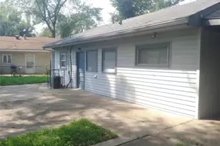 1238 Maple Ave, Unincorporated, MO 63138 - Photo 11