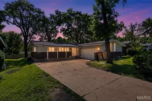 420 Waterford Dr, Florissant, MO 63033 - Photo 1