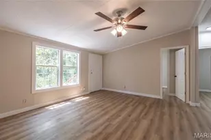 164 Hickory St, Bourbon, MO 65441 - Photo 5
