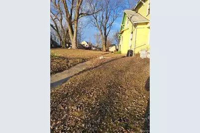 215 Division Street, Hannibal, MO 63401 - Photo 3