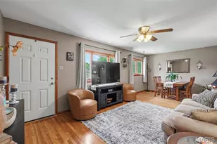539 Golden Valley Dr, Unincorporated, MO 63129 - Photo 9