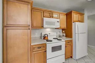 4256 Maryland Ave, Saint Louis, MO 63108 - Photo 11