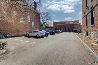 4256 Maryland Avenue #LLE, Saint Louis, MO 63108 - Photo 19