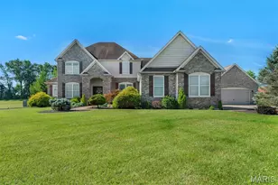 11090 Stonebridge Ln, Wentzville, MO 63385 - Photo 7