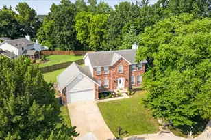 1339 Magnolia Manor Ct, Saint Peters, MO 63303 - Photo 3