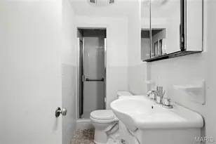 16 Glenhaven Dr, Glendale, MO 63122 - Photo 19