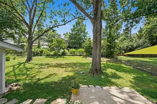 1210 Miremont Dr, Manchester, MO 63011 - Photo 25