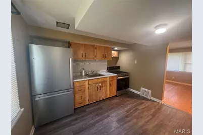 10767 Oak Avenue, Unincorporated, MO 63114 - Photo 3