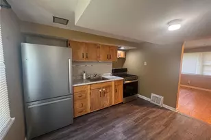 10767 Oak Ave, Unincorporated, MO 63114 - Photo 3