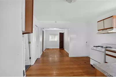 2344 Burns Avenue, Saint Louis, MO 63114 - Photo 9
