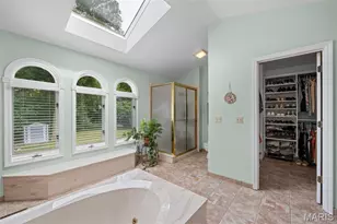 7807 Grantwood Oaks Ct, Saint Louis, MO 63123 - Photo 21