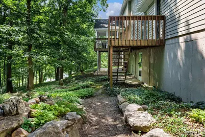 2344 Camberwell Drive, Des Peres, MO 63131 - Photo 35