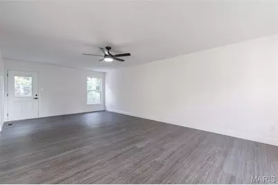 920 Parc Central Drive, Festus, MO 63028 - Photo 9