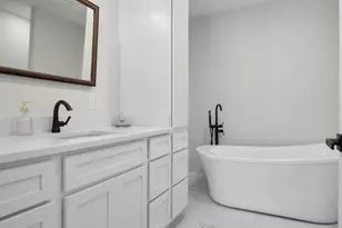 451 E North St, Fenton, MO 63736 - Photo 29