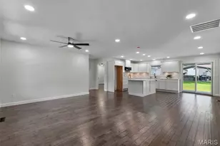 451 E North St, Fenton, MO 63736 - Photo 21