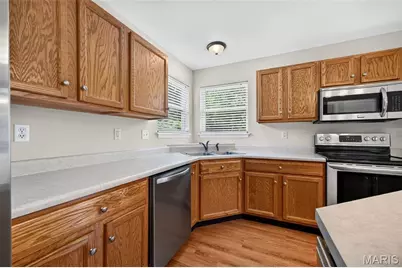 2052 Peine Forest Drive, Wentzville, MO 63385 - Photo 11