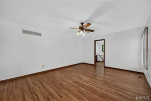 171 Hunters Pointe Dr, Saint Charles, MO 63304 - Photo 15