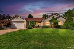 171 Hunters Pointe Dr, Saint Charles, MO 63304 - Photo 1