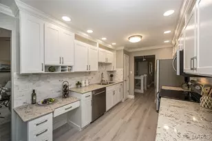 842 Braefield Ct, Chesterfield, MO 63017 - Photo 9
