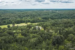 538 Spring Lake Ln, Bourbon, MO 65441 - Photo 9