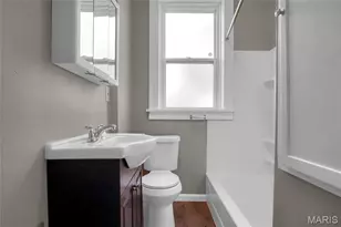 5023 Lansdowne Ave, Saint Louis, MO 63109 - Photo 9