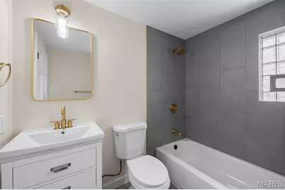 3804 Melba Place, Saint Louis, MO 63121 - Photo 13