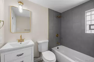 3804 Melba Pl, Saint Louis, MO 63121 - Photo 13
