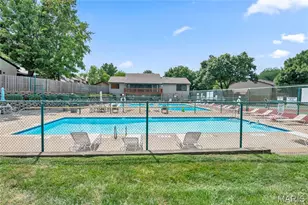 1710 Thorny Briar Dr, Saint Louis, MO 63146 - Photo 51