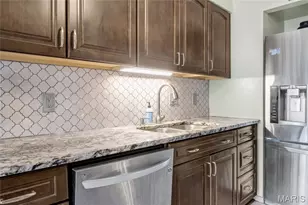1710 Thorny Briar Dr, Saint Louis, MO 63146 - Photo 13