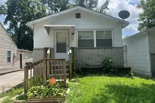 160 Barto Dr, Saint Louis, MO 63135 - Photo 1