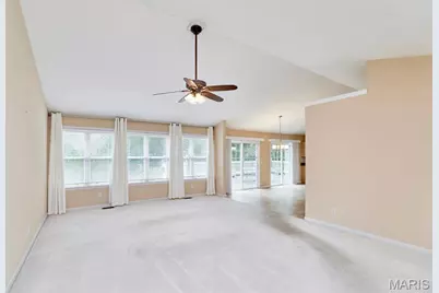 1516 Hibernation Hollow, Wentzville, MO 63385 - Photo 3