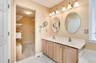 1516 Hibernation Hollow, Wentzville, MO 63385 - Photo 17