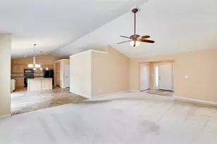 1516 Hibernation Hollow, Wentzville, MO 63385 - Photo 5
