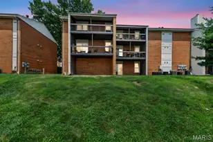 1960 Green Glen Dr, Kirkwood, MO 63122 - Photo 13