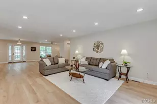 541 Princeway Ct, Manchester, MO 63011 - Photo 15