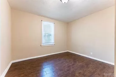 1215 San Jacinto Court, Saint Louis, MO 63139 - Photo 5