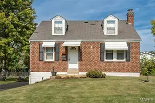 2737 Granda Dr, Saint Louis, MO 63125 - Photo 1