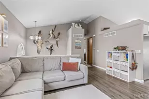 171 Kunze Dr, Saint Charles, MO 63303 - Photo 17
