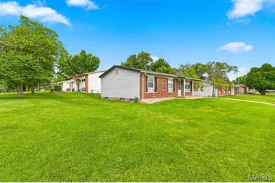 2263 McKelvey Road, Maryland Heights, MO 63043 - Photo 3