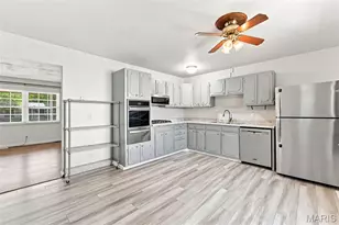 2263 McKelvey Rd, Maryland Heights, MO 63043 - Photo 7