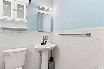 2263 McKelvey Road, Maryland Heights, MO 63043 - Photo 11