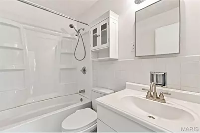 2263 McKelvey Road, Maryland Heights, MO 63043 - Photo 15